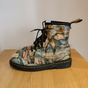 william blake dr martens