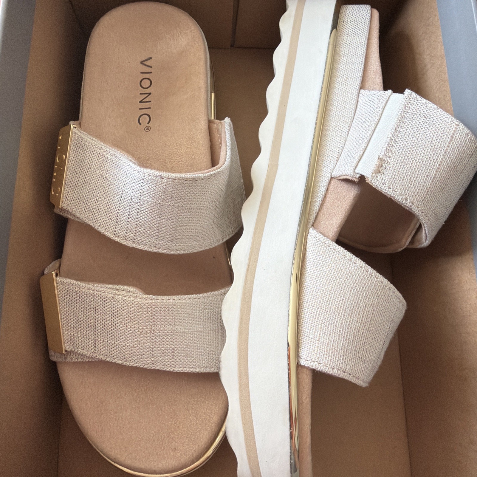 Vionic Phoenix Brandie Platform Wedge Sandal Adjustable Linen Metallic Size 5.5