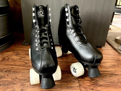 ROLLER DERBY YOUTH ADULT CUSTOM FIT QUAD ROLLER SKATES - SIZE: 7-10 - BLK- Used