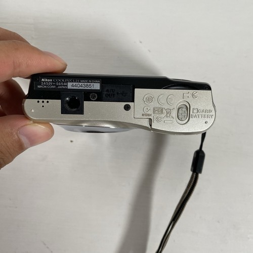 Nikon Coolpix L21 CCD Sensor 8.0MP Fully Working AA Battery Cover Loose - Picture 8 of 15