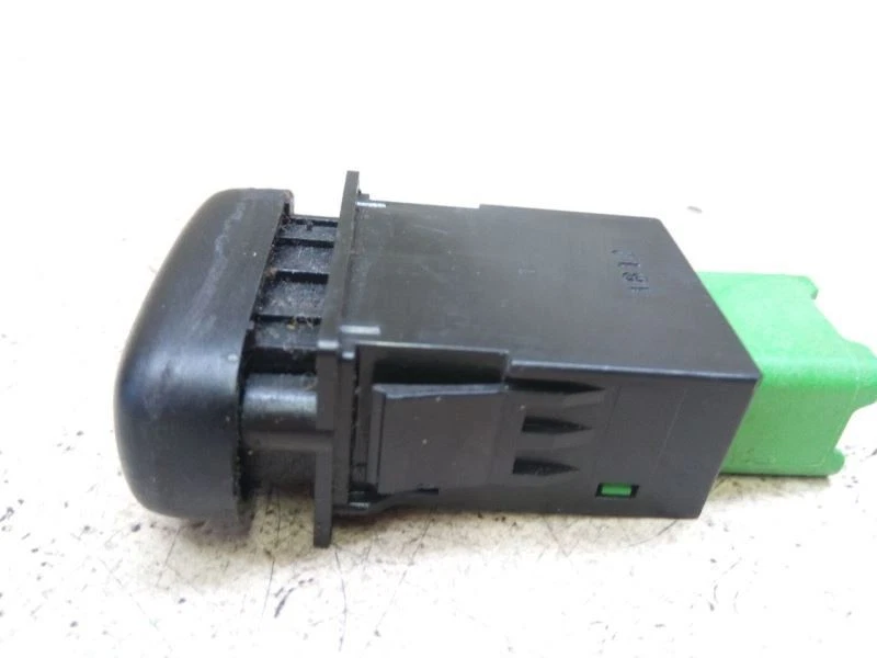 Interruptor descongelador trasero compatible con 1999 2000 2001 2002 SUZUKI VITARA b78-198964 Foto 2 de 4