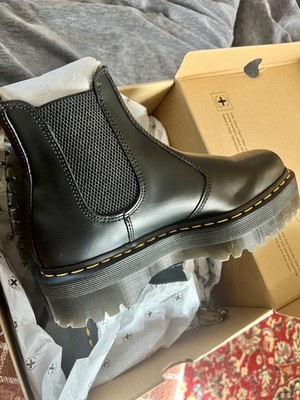 Dr. Martens 2976 Quad Chelsea 24687001 Mens Black Vegan Leather Chelsea Boots