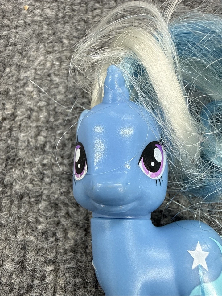 Figura Cepillable My Little Pony Trixie Lulamoon - Toys “R” Us Exclusive G4 2010 Foto 2 de 4