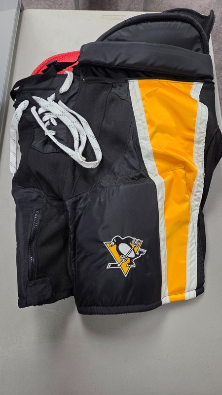 PITTSBURGH PENGUINS TEAM ISSUED AND WORN HOCKEY PANTS STANLEY CUP ERA