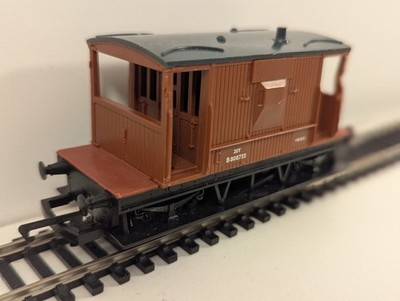 Hornby RailRoad R6368 BR 20-Ton Brake Van