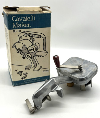 Vintage 1980s Vitantonio Cavatelli Pasta Maker Model No 50 w/Counter Clamp & Box