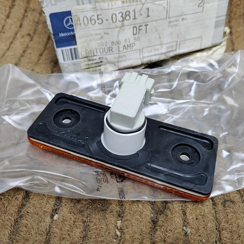 NEW Genuine Mercedes Side Marker Light W901 Sprinter W902 W903 0028209156 NOS - Picture 3 of 4