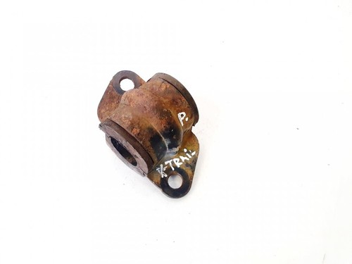 Nissan X-Trail 2007 Stabilizer Sway Bar-bracket used, Genuine #1701413-03