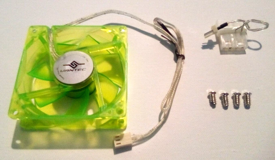 Vantec Spectrum UV Reactive Computer Case Fan 80mm 8cm 12V 2.40W - Image 3 of 4