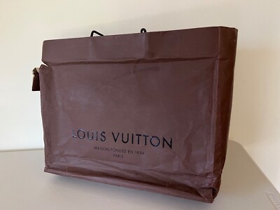Lv tote bag men hotsell