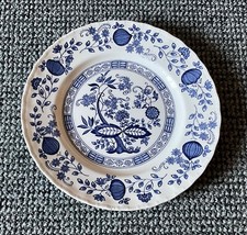 Kuchenteller, Royal Tudor, Blue Onion, 20 cm, England, sehr guter Zustand