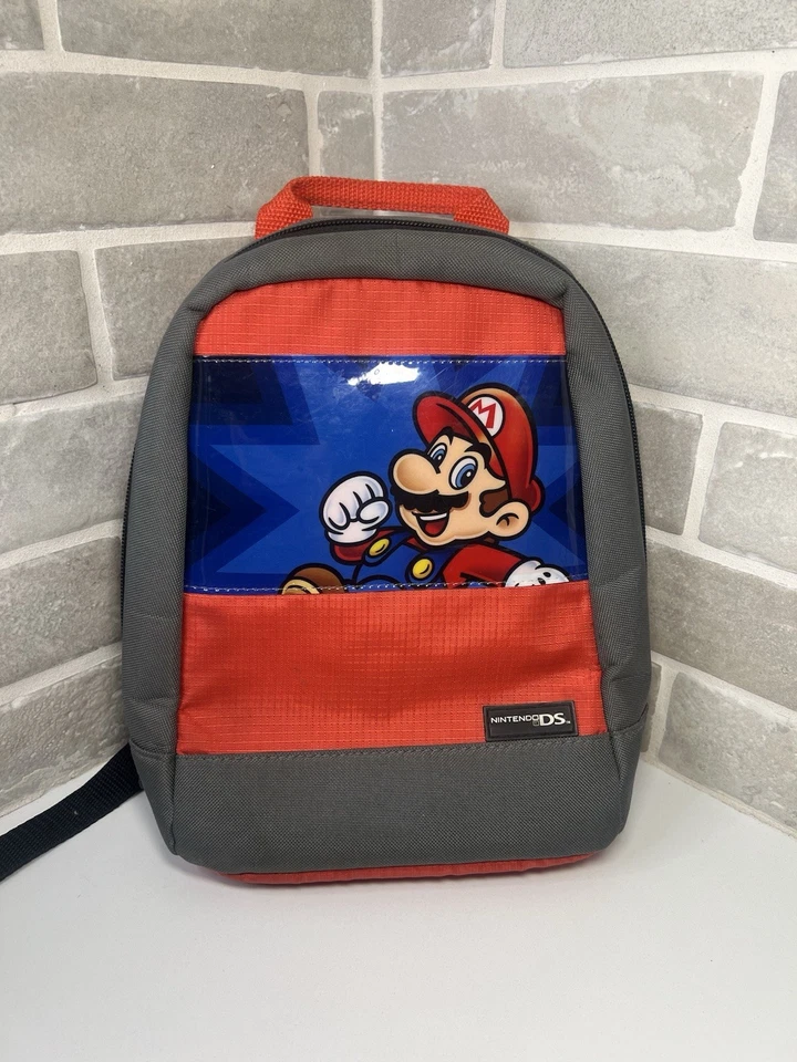 Mochila Gaming Super Mario para Nintendo DS en Rojo y Gris, Excelente Estado Foto 2 de 4