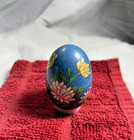 SMALL VINTAGE COBALT BLUE CLOISONNE EGG PINK FLOWERS NO STAND — photo 7