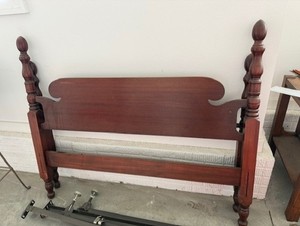 Antique Full Size Cannonball 4 Poster Bed