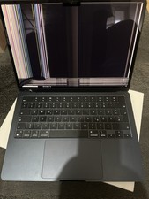 MacBook Air M2 512 Giga Bleu Écran Cassé Bloqué iCloud Bon État
