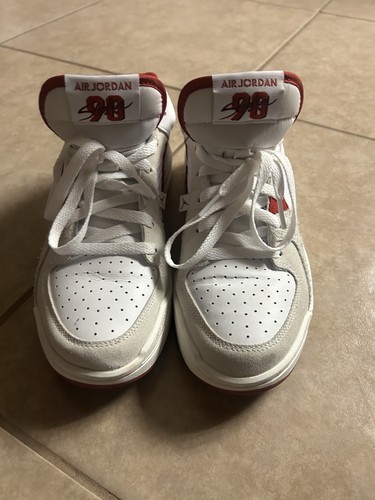 Size 9 - Jordan Stadium 90 White Varsity Red - Picture 1 of 5