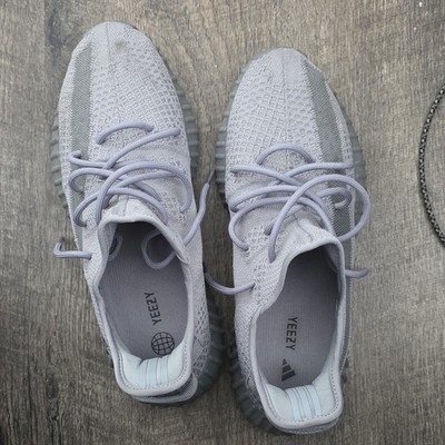 adidas Yeezy Boost 350 V2 Bone Gray Low Top Sneaker HQ6316 Kanye West