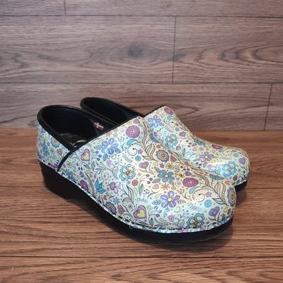 Sanita Clogs 36 US Size 5 Women display picture 1