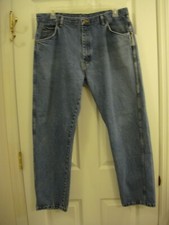 Men's Vintage Wrangler Distressed Denim Jeans Size 40 x 30 USA Made