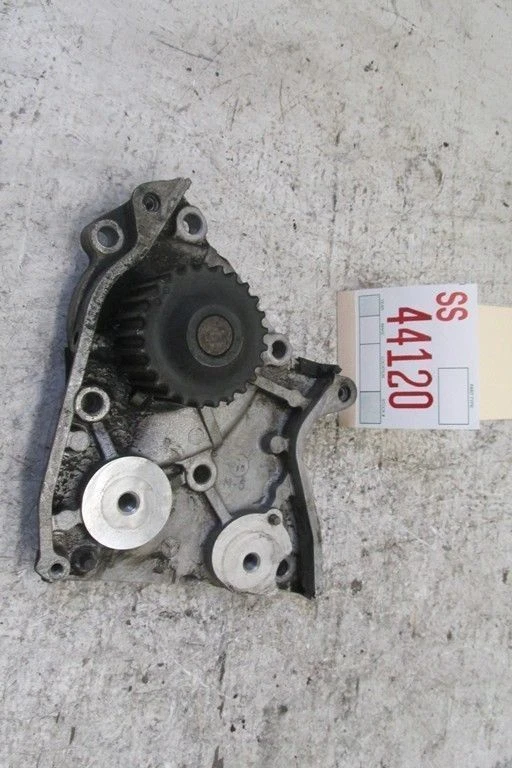 95 96 97 98 99 00 01 02 KIA SPORTAGE ENGINE MOTOR COOLANT WATER PUMP OEM 8605 - Image 3 of 4