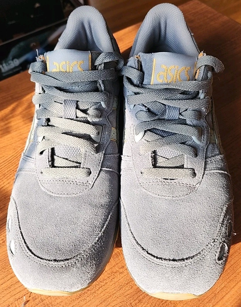 ASICS MENS SUADE GEL RUNNER Size 9.5 Blue Gray & Gold Clear Sole Athletic Shoes