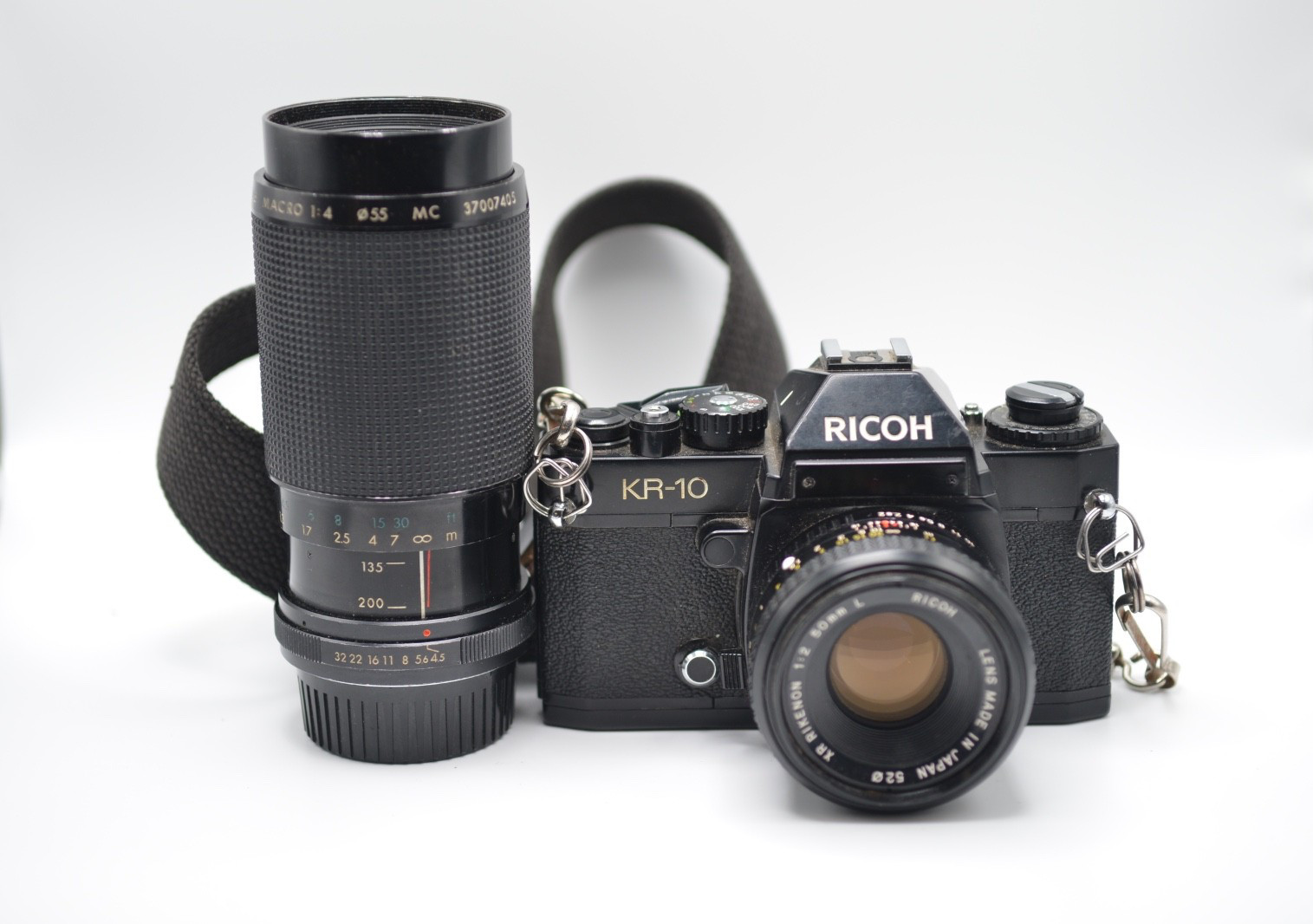 Ricoh Rikenon 200mm F/4