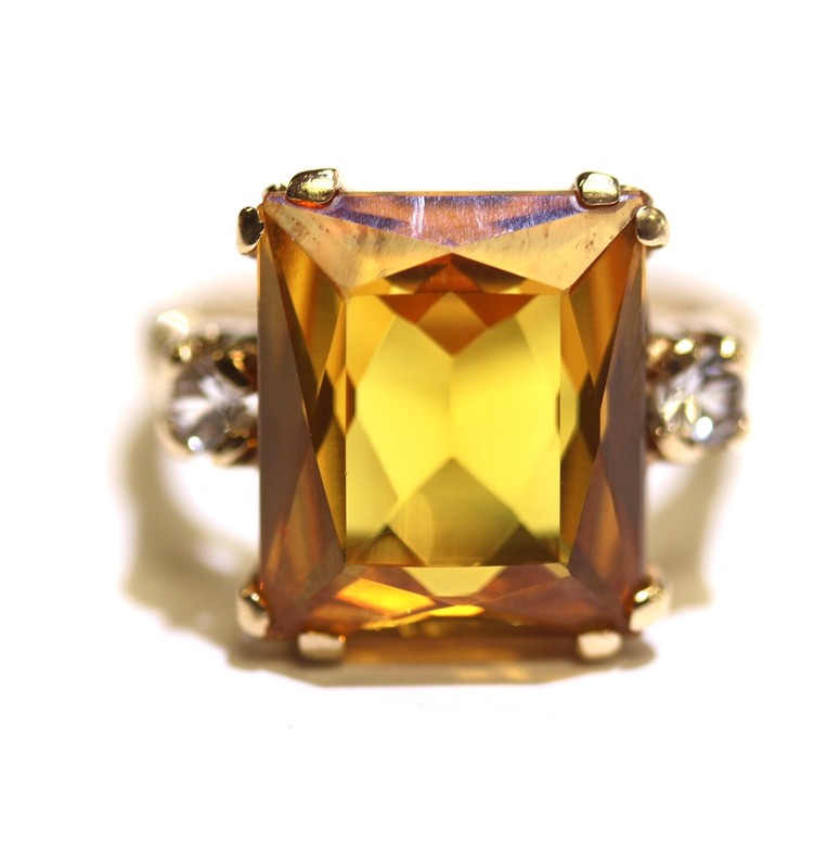 14K Yellow gold Lab grown Radiant Cut Citrine white topaz gemstone ring 6.8g 6.5