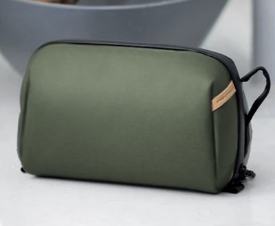 PGYTECH Men s Travel Toiletry Bag Moss Green Excellent