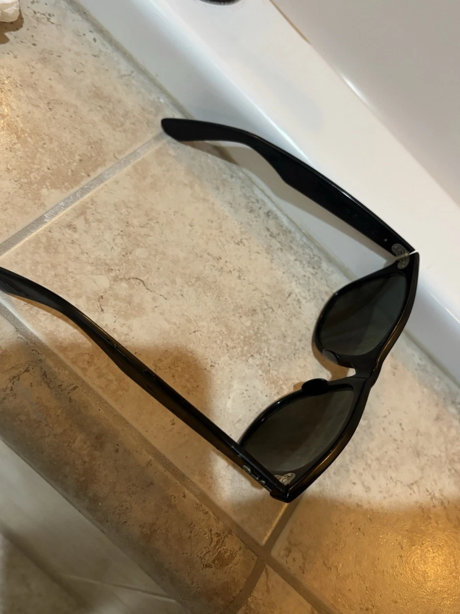 Ray-Ban Adult Unisex 100% UV Protection Vintage Sunglasses for