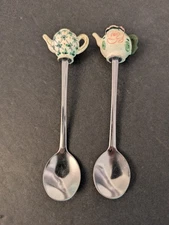(2) 5" Teaspoons Teapot Heads Molded Tea Pots Hand Painted, Unmarked VGC