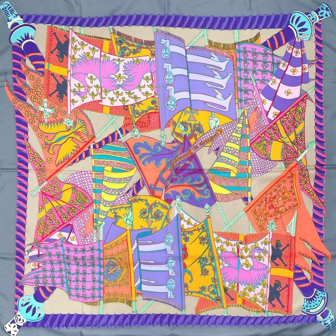 Authentic HERMES Scarf Cloth Fashion Carre90 90cm×90cm Silk100% Frag View 2