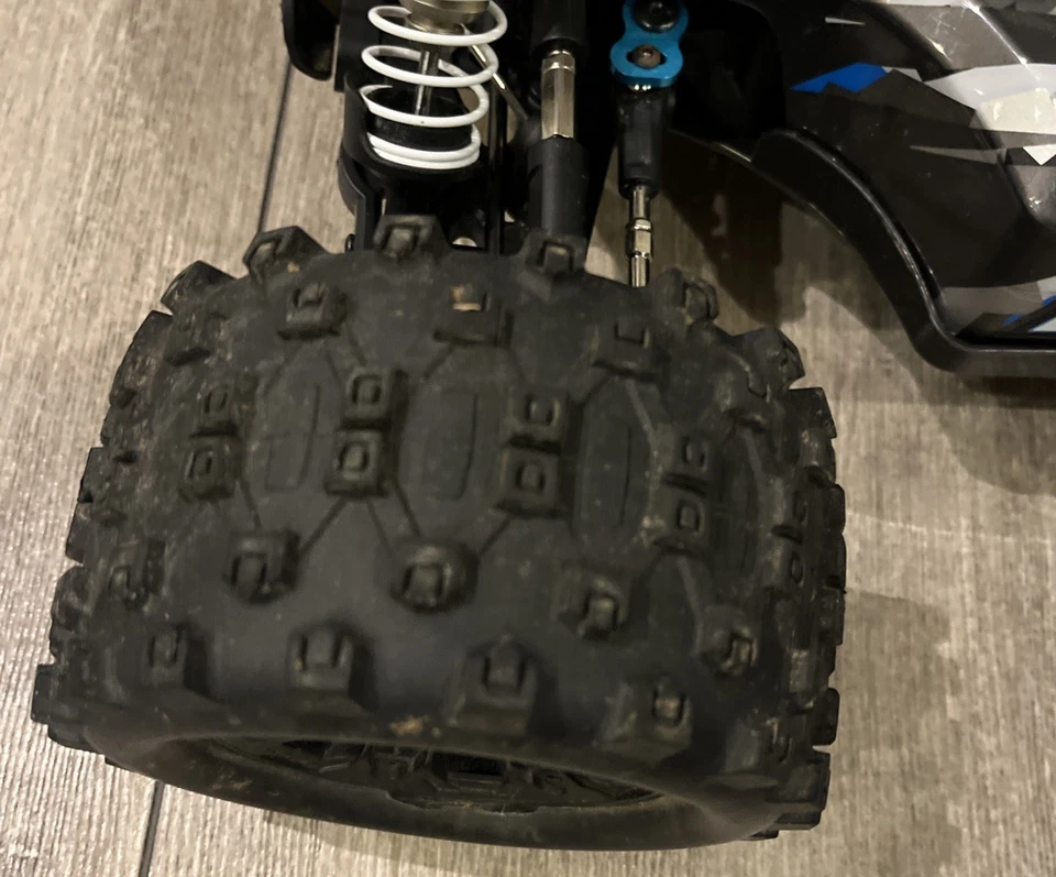 1:8 King of Dirt Buggy 4S BRUSHLESS + 2x LiPo 5000 mAh 100% RTR 80Km/h Carson RC - Bild 2 von 4