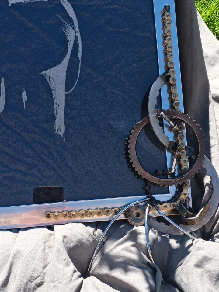 Retrato de vidrio grabado a mano de dama en el vidrio Foto 3 de 3