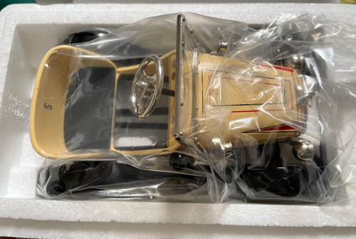 Hallmark Kiddie Car Classics 1929 Steelcraft By Murray Roadster New in Box - Picture 3 of 5