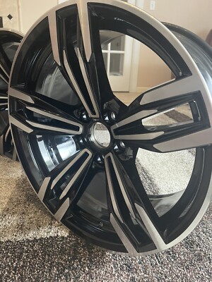 BMW M6 Machined 20 Inch OEM Wheel 2012-2018 36112284450 for sale 