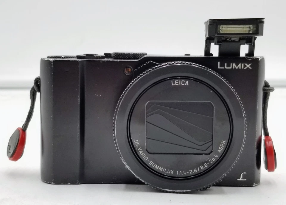 Cámara digital Panasonic LUMIX LX10 20,1 MP negra Leica Vario Summilux Foto 2 de 4