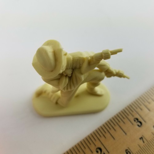 Lot 2 Plastic Riding Cowboy w Lasso Vintage Wild West Toy 2 7/8" Figures kneel - Picture 10 of 11