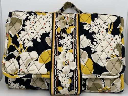 Vera Bradley Baby Changing Pad Clutch Foldout Dogwood Pattern Retired