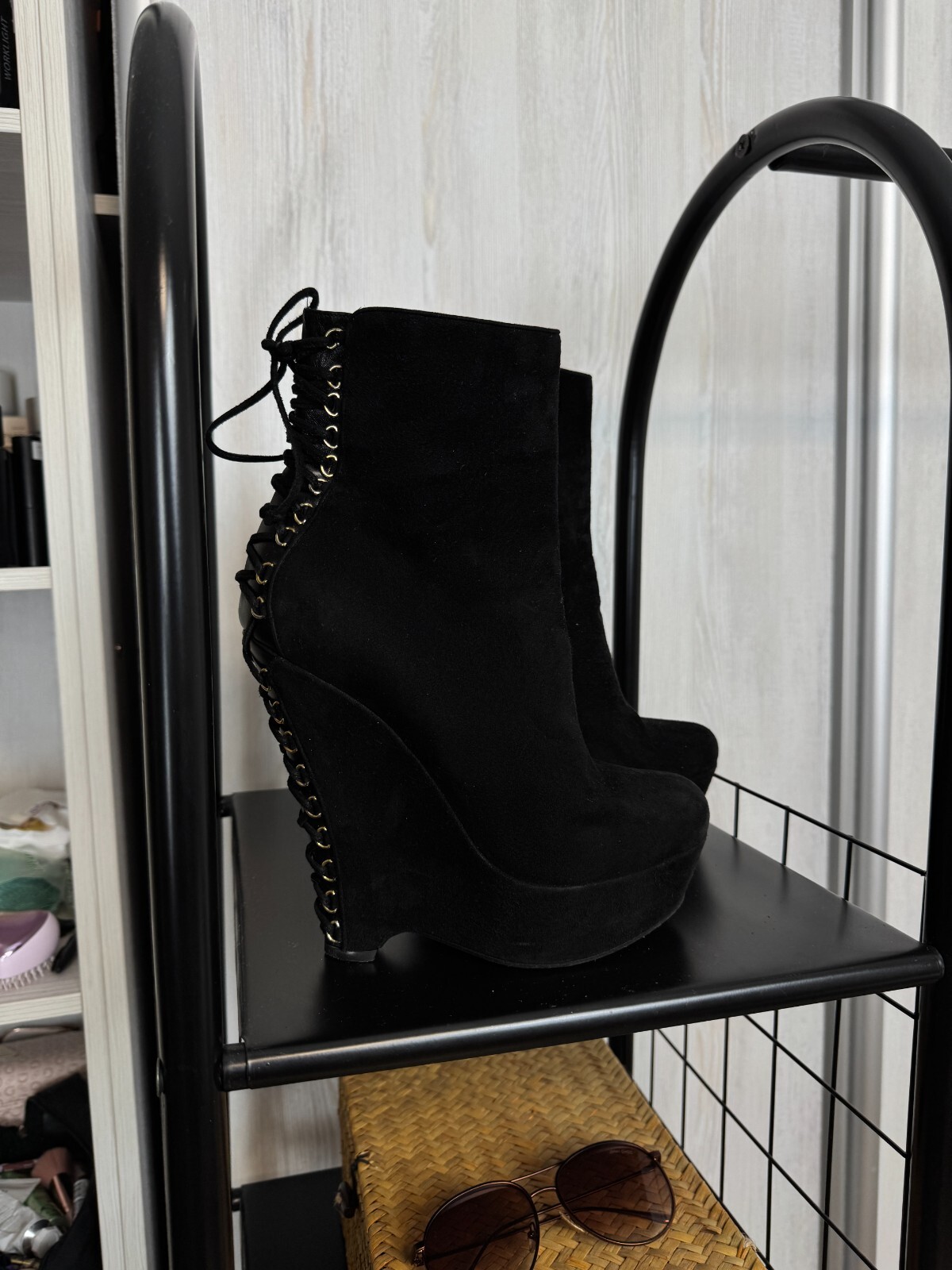 Stivaletti con zeppa Yves Saint Laurent scamosciati stringati lunghezza caviglia