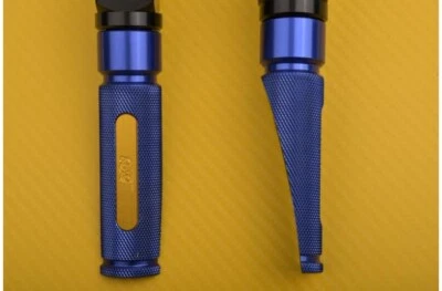 Paire Repose Pieds Avant Pilote Bleu-Or 9cm Pour BUELL XB12Scg XB12 SCG 2009 + - Photo 1/4