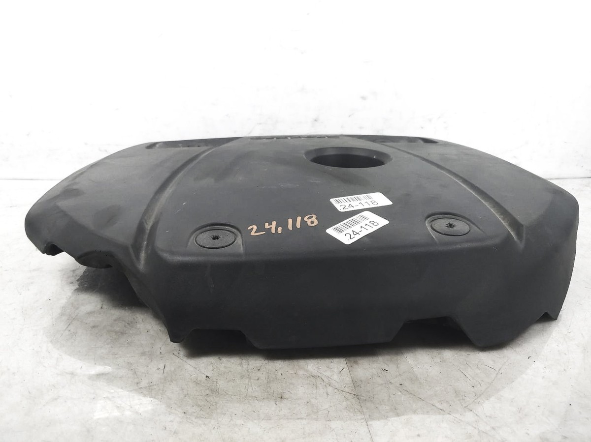 2018-2023 Volvo Xc60 2.0L Hybrid Engine Cover Maintenance
