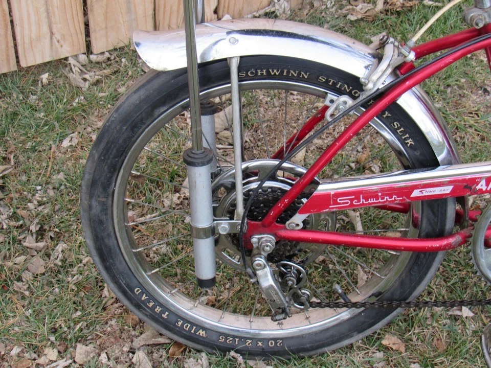 Bicicleta Original Schwinn Red 1969 5 Velocidades Apple Krate Stingray NUEVA PETE SEAT EE. UU. Foto 3 de 4