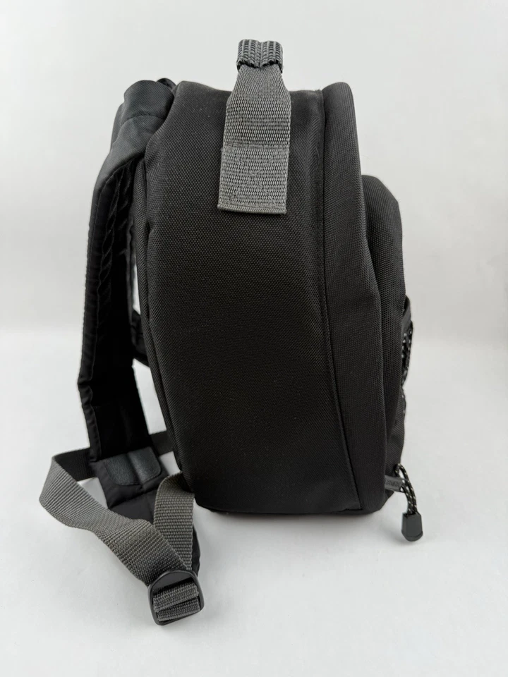 Bolso Mochila Pequeño Tek by Tamrac Cámara 2 Correas Negro y Verde con Divisores Acolchados Foto 3 de 4