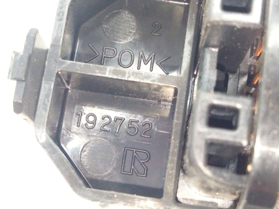 192752 INTERRUTTORE ALZACRISTALLI ANTERIORE DESTRO / 2682839 PER SUBARU JUSTY IV - Изображение 3 из 4