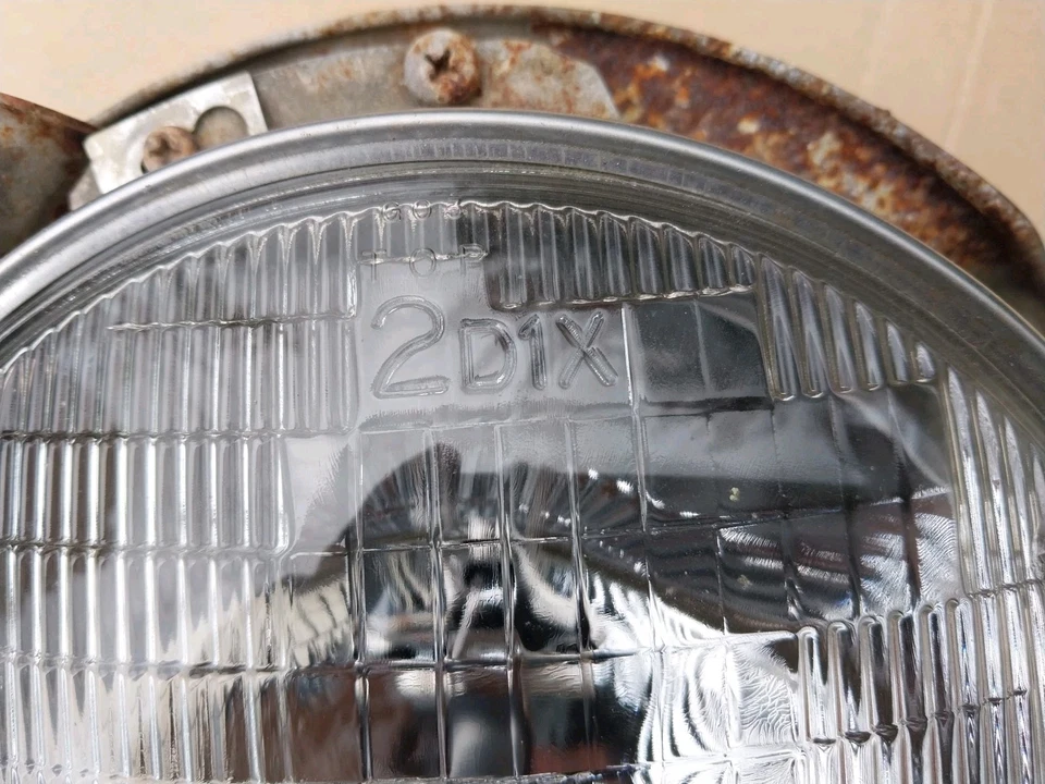 Genuine Hilux Headlights Koito For Toyota 78-81 RN46 RN36 RN30 RN40 RK110 Stout - Изображение 4 из 4