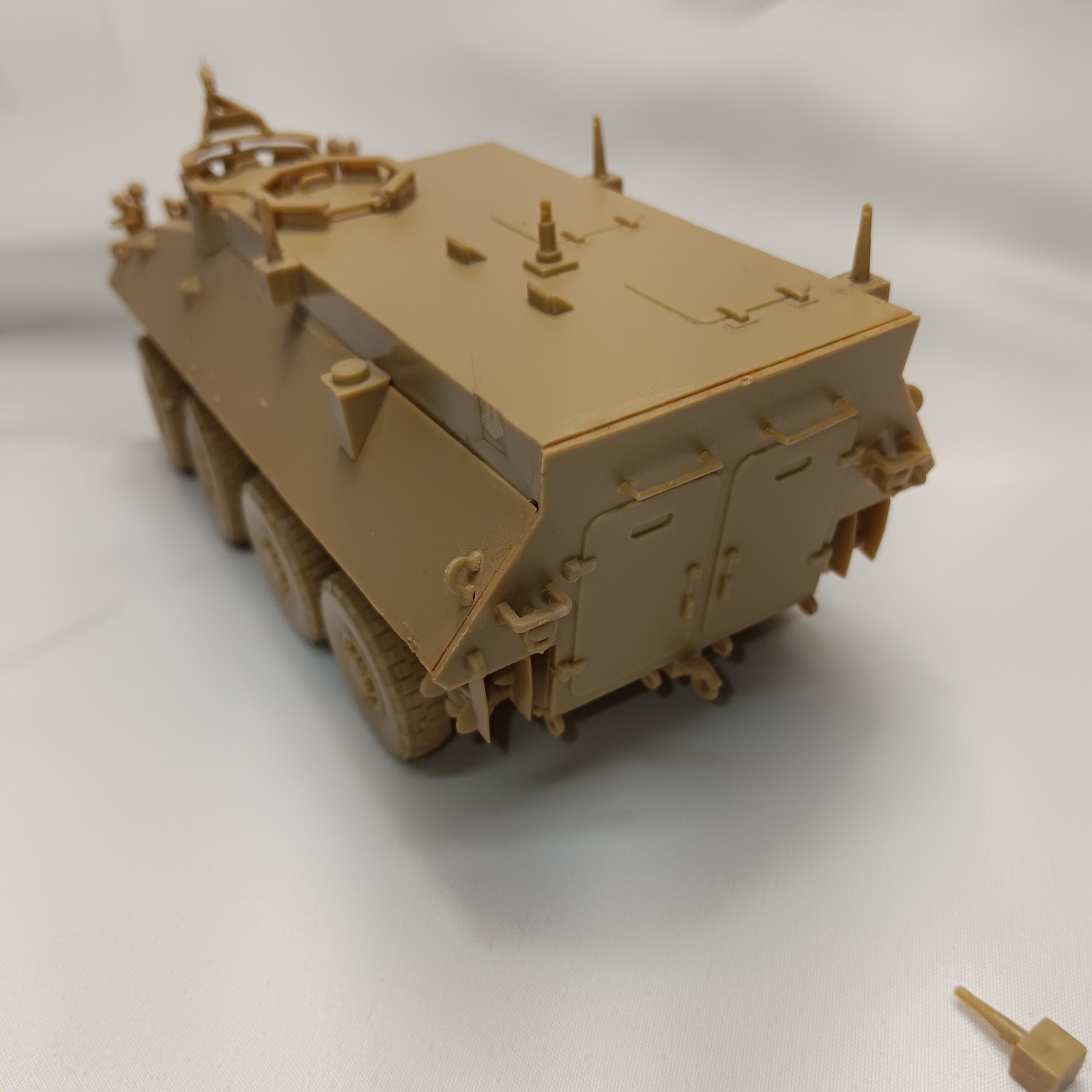 Built 1/35 Esci 5034 USMC LAV-25 Command Vehicle Ready to Paint/Detail 
