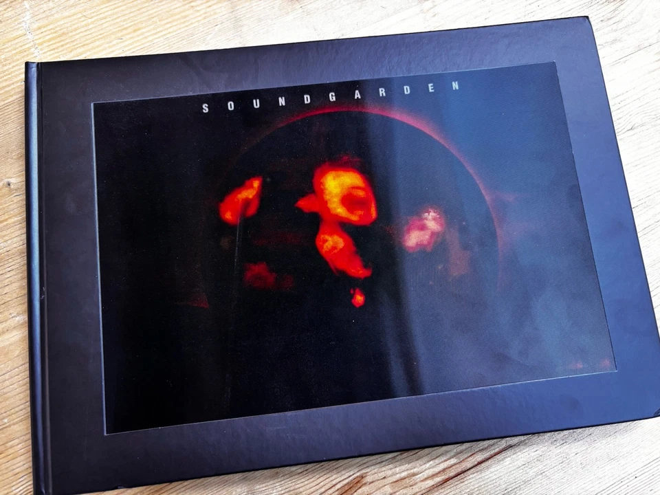 Soundgarden Superunknown Super Deluxe 4 CD + Bluray Ltd. Edition Set - Bild 2 von 4