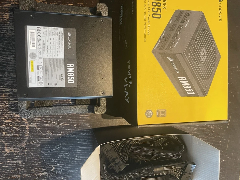 Alimentation ATX CORSAIR RM850 850W 80+GOLD - Photo 3/4