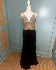 JVN by Jovani Black Nude Crystal Beaded Backless Formal Evening Gown Size 6
