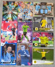 Card Erling Haaland Patch Zaffiro varianti topps panini 150 varianti